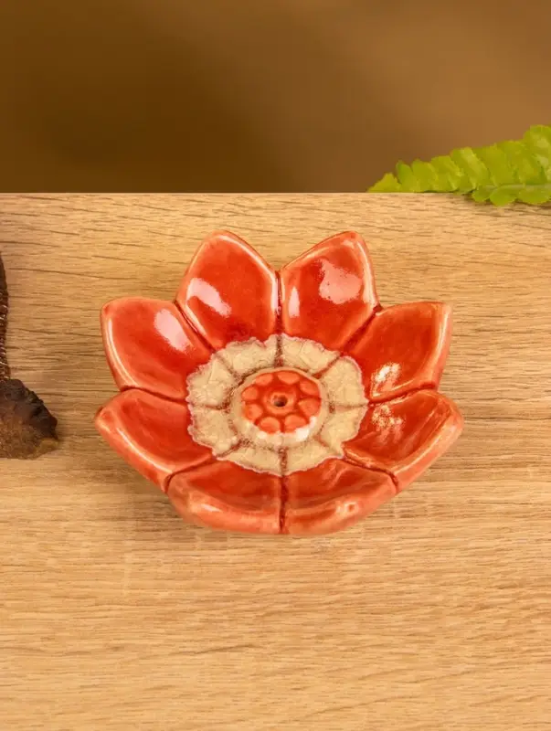 Подставка под благовония "Цветок лотоса" керамика, цв. МИКС, 9,5х9,5х3 см