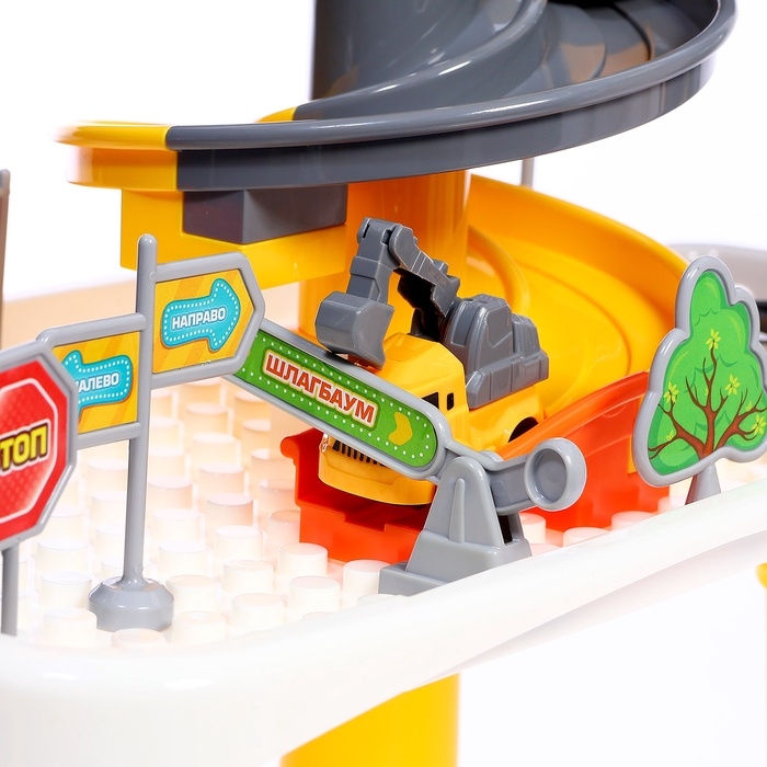 Интерактивный набор-парковка &laquo;Приключения на стройке&raquo;, 4 машинки в наборе, подвижные элементы, аксессуары