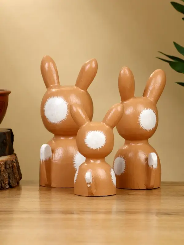 Набор сувенирный &laquo;Зайки&raquo;, h=15 см, h=13 см, h=10.5 см, дерево, коричневый