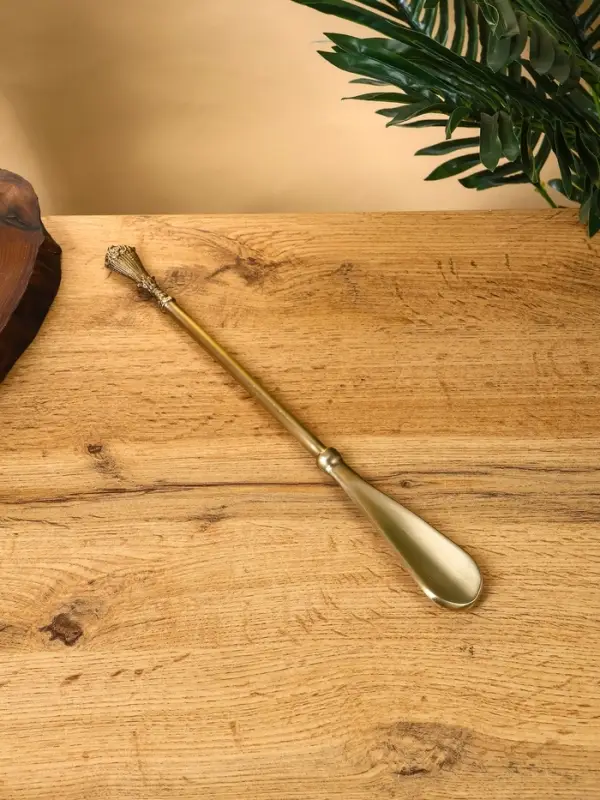 Ложка для обуви &laquo;Блеск&raquo;, латунь, 35 см