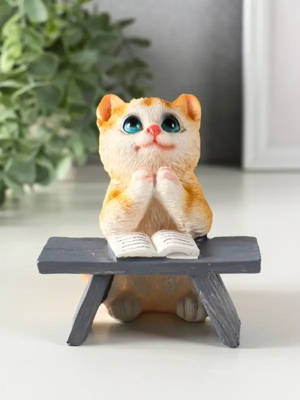 Сувенир полистоун "Котик с книгой за партой" рыжий 9х8,5х9,5 см