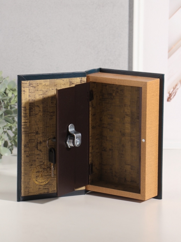 Сейф-книга дерево кожзам "М. Лермонтов. Герой нашего времени" тиснение 21х13х5 см