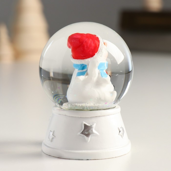 Снежный шар новогодний стеклянный &laquo;Снеговик в красном колпаке, с подарком&raquo;, d=4.5 см, 6&times;4.5&times;4.5 см