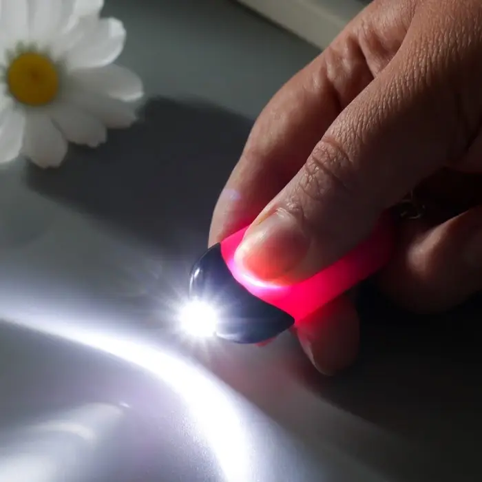 Фонарик брелок для ключей на кольце &laquo;Компас&raquo;, 4.8&times;2.8&times;1 см, МИКС