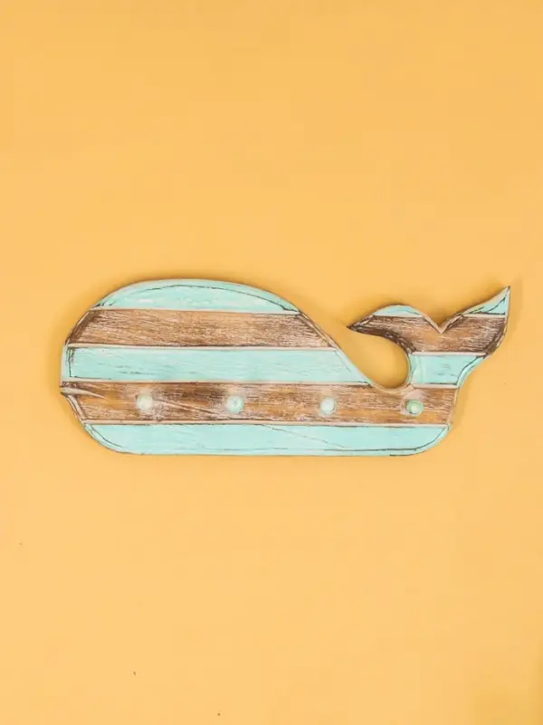 Вешалка &laquo;Кит&raquo;, с 3 крючками, 44&times;6&times;18 см, дерево, бирюзовая