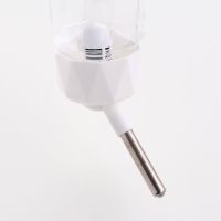 Поилка для животных, 500 мл, крепление-пружинка, белая