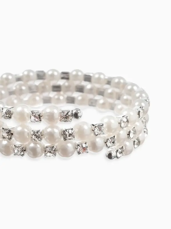 Браслет с жемчугом &laquo;Пружинка&raquo; стразинки, шар № 6, цвет белый в серебре, диаметр бр.6 см