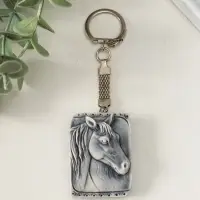 Брелок "Голова лошади (барельеф)" 4 см