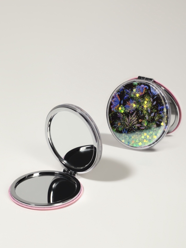 Зеркало складное &laquo;Цветы&raquo;, d = 7,2 см, с увеличением, цвет чёрный/фиолетовый