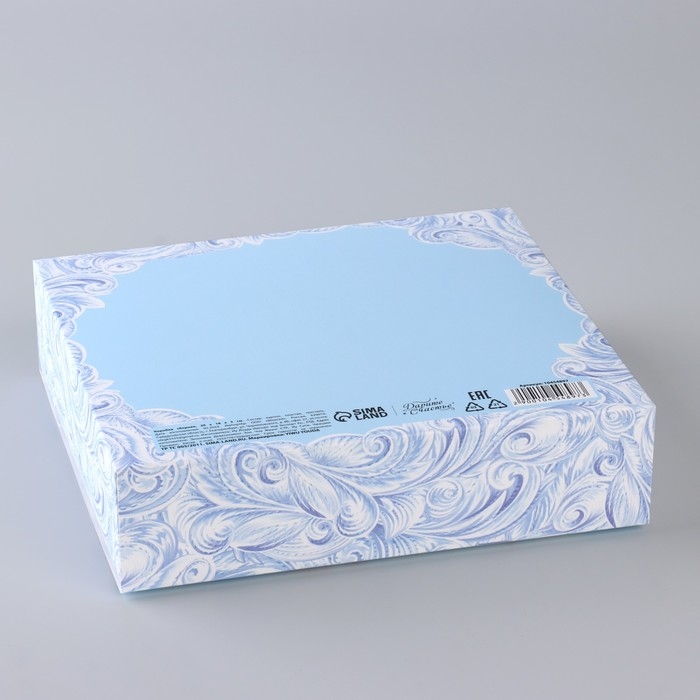 Коробка новогодняя складная &laquo;Тройка&raquo; 20 х18 х 5 см, Новый год