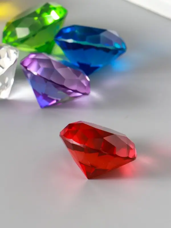 Сувенир стекло "Бриллианты" набор 6 шт d=4 см в коробке 11х8х4 см