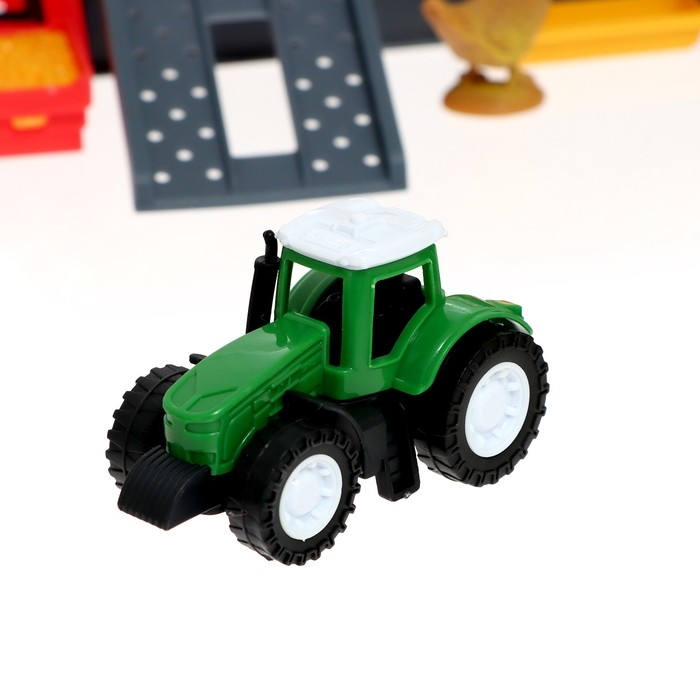 Парковка &laquo;Ферма&raquo;, амбар, вольеры, транспорт, животные