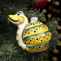 Новый год. Ёлочный фарфоровый шар символ года "Змей зеленый", графика, 10 см