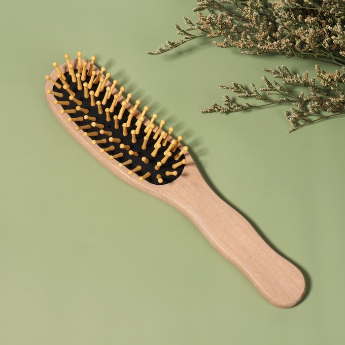 Расчёска массажная, деревянная, 5 &times; 22 см, цвет &laquo;светлое дерево&raquo;