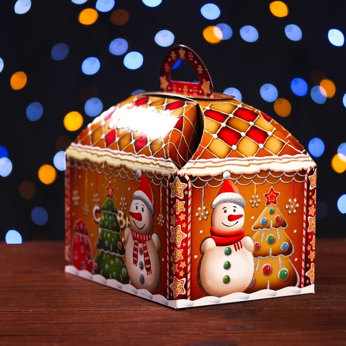 Подарочная коробка "Пряничный" 18,5 x 12,5 x 19 см.