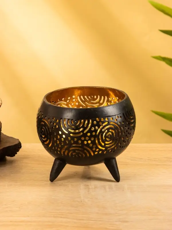 Подсвечник из кокоса, 15&times;15&times;13 см, коричнево-золотой