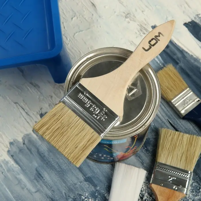 Кисть плоская ЛОМ, натуральная щетина, деревянная рукоятка, 2.5", 63 мм