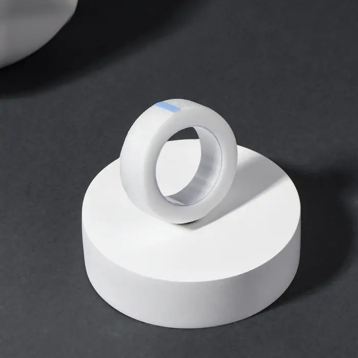 Лента для наращивания ресниц, на клеевой основе, 1.2 см &times; 4.5 м