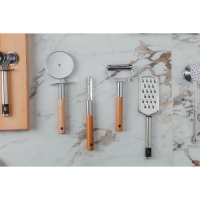 Тёрка для сыра крупная Доляна Fargo, 23,5&times;6&times;2, с ручкой, цвет серебристый