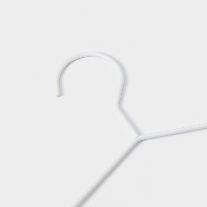 Плечики - вешалка для одежды LaDо́m Laconique, 42,5&times;19,5&times;1 см, цвет белый