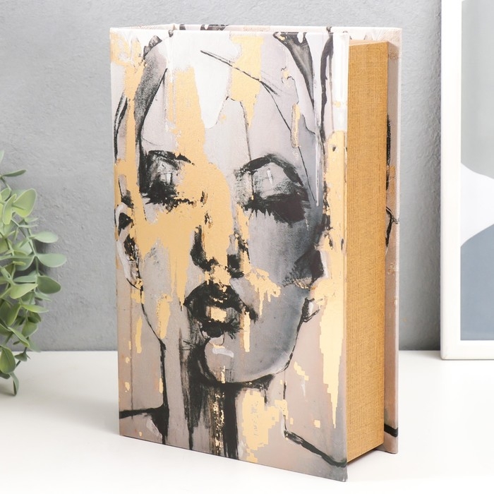 Сейф-книга дерево кожзам "Портрет девушки. Золото" 27х18х7 см