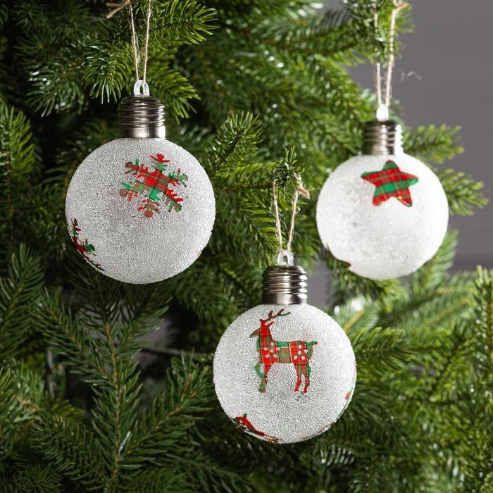 Набор ёлочных шаров &laquo;Клетчатые узоры&raquo; 3 шт., батарейки, 1 LED, свечение тёплое белое