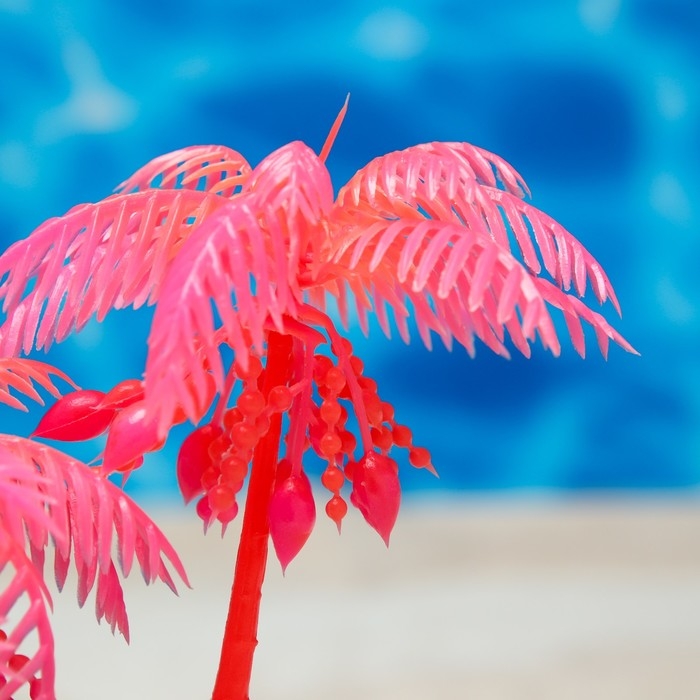 Растение искусственное аквариумное "Пальма", светящееся, 14 см, красное