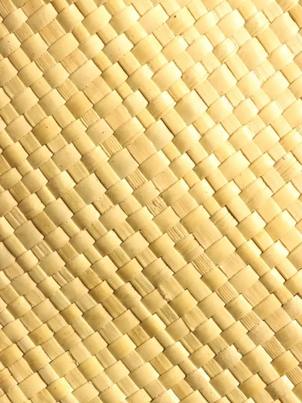 Сумка плетёная из пандана, 29&times;17&times;42 см, бежево-чёрная