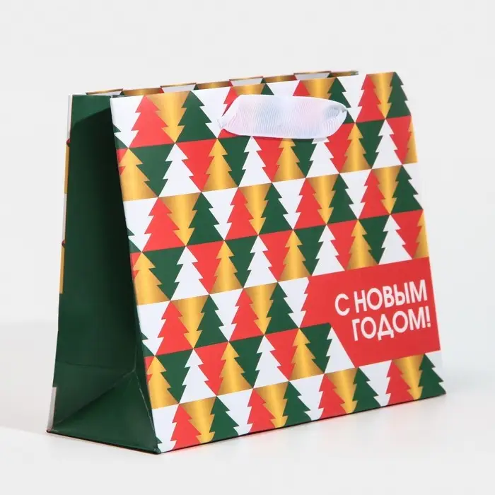 Пакет подарочный новогодний ламинированный &laquo;Ёлки&raquo;, 15 х 12 х 5.5 см