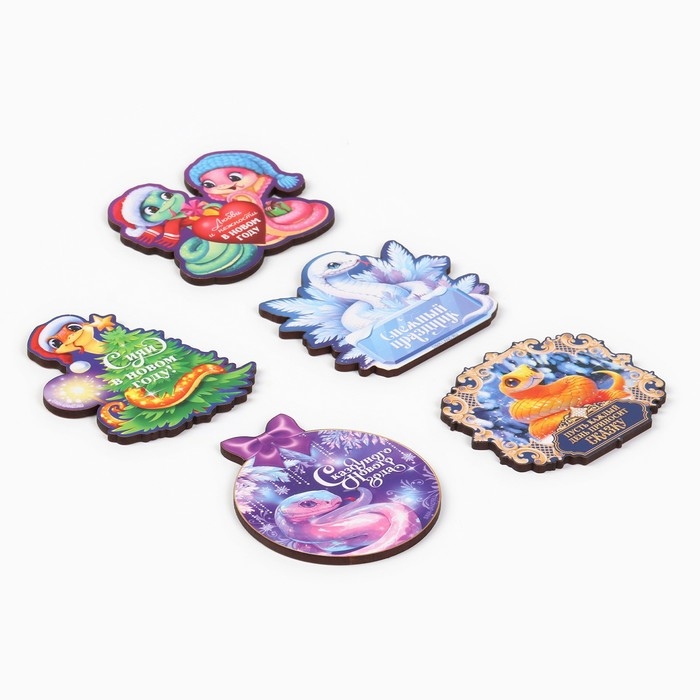 Магнит новогодний деревянный &laquo;Новый год: Сказочного года&raquo;, МИКС из 5 шт