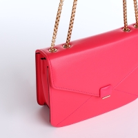 Сумка женская на магните, маленький размер, цвет розовый