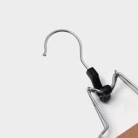 Вешалка для брюк и юбок Доляна, 25&times;16,5 см, зажим, цвет светлое дерево