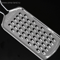 Тёрка для сыра средняя Доляна &laquo;Помощник&raquo;, 21&times;5,5 см, с ручкой, цвет серебристый