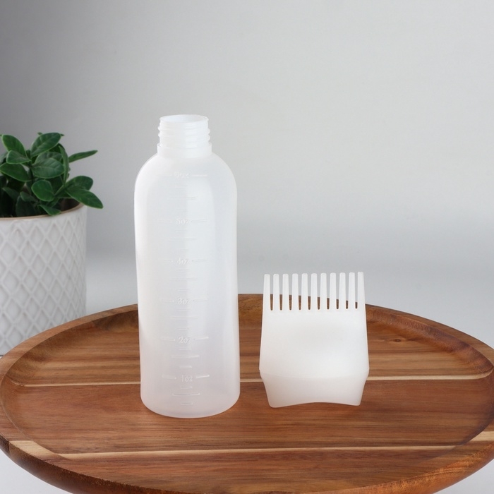 Бутылочка для окрашивания, с дозатором, 17 &times; 4,5 см, цвет белый