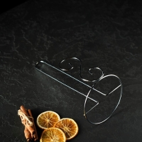 Держатель для бумажных полотенец Доляна, 13,4&times;13, 4&times;28 см, цвет хром