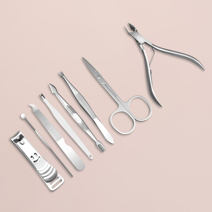 Набор маникюрный &laquo;Рептилия&raquo;, 8 предметов, в футляре, цвет коричневый