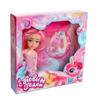 Новогодняя кукла с зеркальцем &laquo;С Новым годом&raquo;