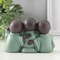 Сувенир полистоун "Маленькие будды - не слышу, не вижу, не скажу" зелёный 4,6х12,5х8 см