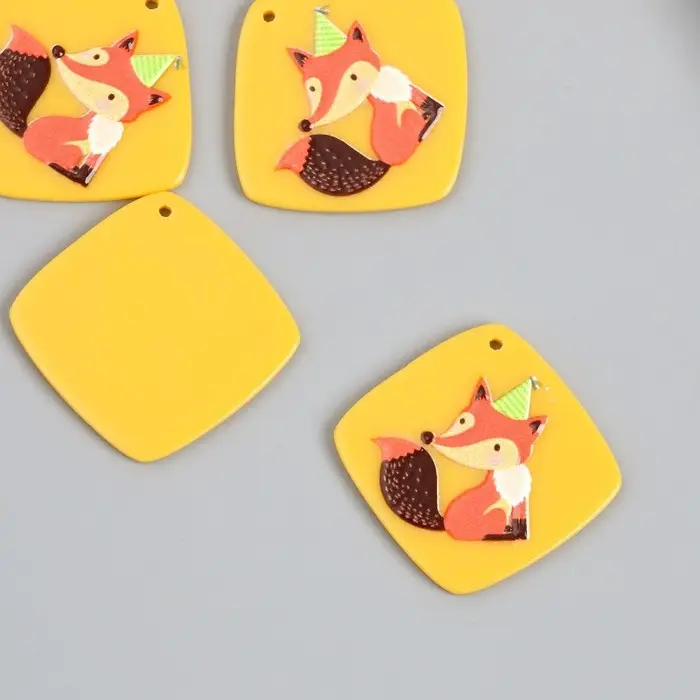 Декор для творчества акрил "Лисёнок в колпаке" 0,2х2,9х3 см