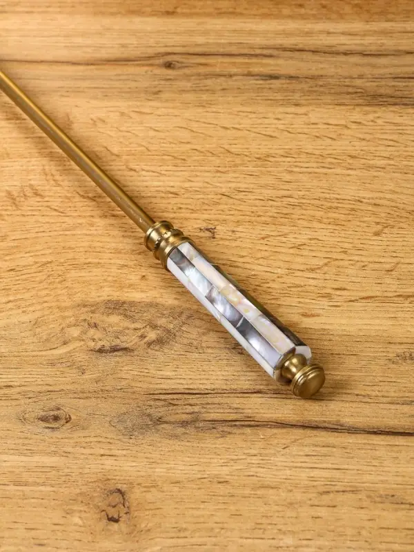 Ложка для обуви &laquo;Перламутр&raquo;, латунь, смола, 48.5 см