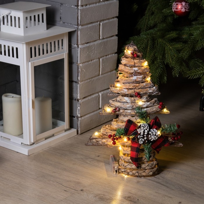 Светодиодная фигура &laquo;Ёлка с шишками&raquo; 31 &times; 40 &times; 9 см, текстиль, металл, батарейки ААх2 (не в комплекте), свечение тёплое белое