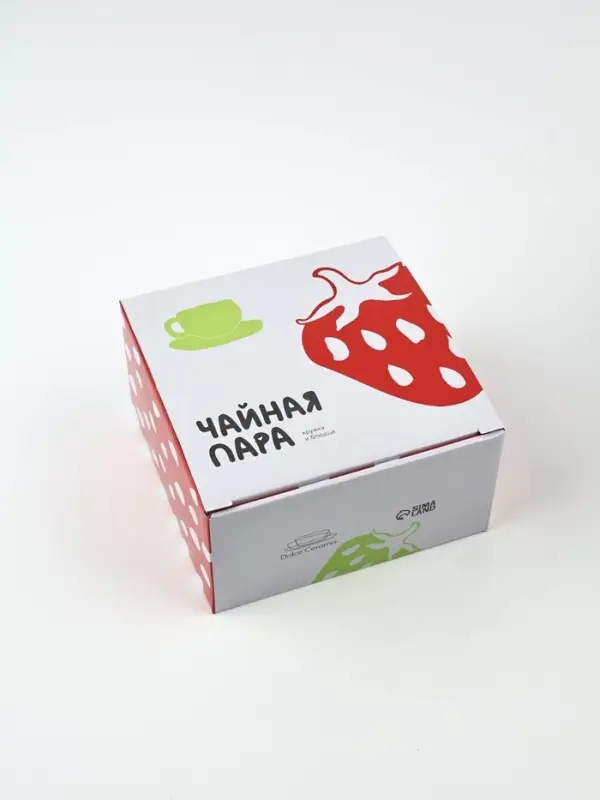 Чайная пара &laquo;Клубничка&raquo;, 300 мл