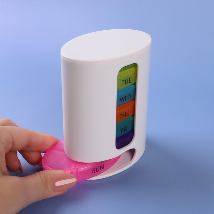 Таблетница - органайзер &laquo;Неделька&raquo;, английские буквы, 12 &times; 6 &times; 5,9 см, 7 контейнеров по 4 секции, разноцветная