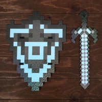 Набор деревянных сувениров "Алмазное оружие" щит, меч микс