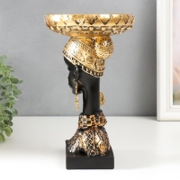 Сувенир полистоун подставка "Африканка в золотом уборе, с серьгами в ушах" 25х15х15 см