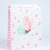 Пакет подарочный ламинированный вертикальный &laquo;Бабочка&raquo;, L 31 &times; 40 &times; 12 см
