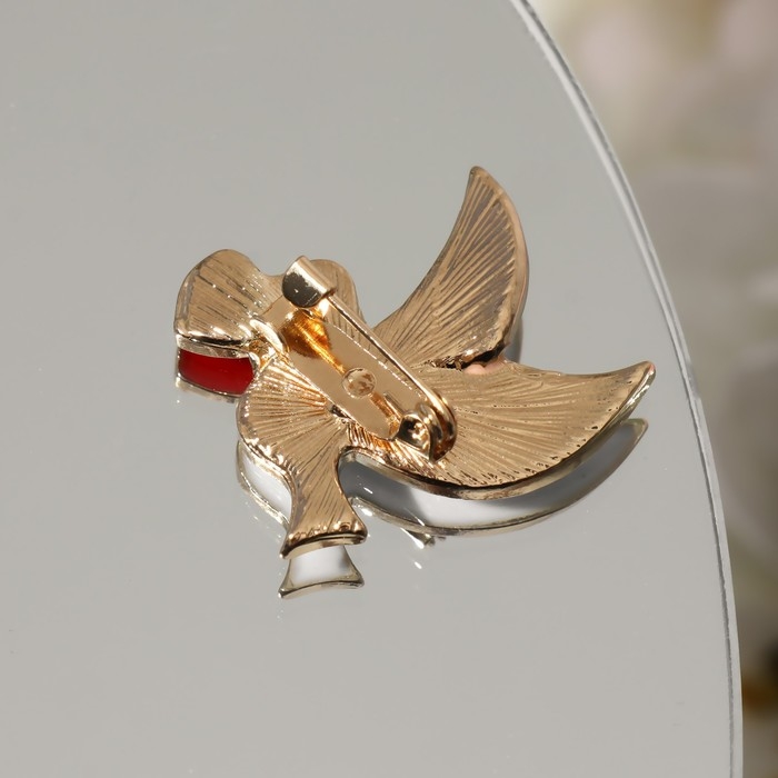 Брошь &laquo;Голуби&raquo; с сердечками, цвет бело-красный в золоте (неделимая фасовка 12 шт., цена за шт.)