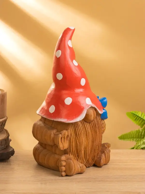 Сувенир "Гномик в красной шляпе" дерево Джампинис 15х15х30 см