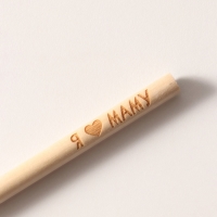 Магнит с блоком для записей и карандашом "Я &hearts; маму" 9х13 см