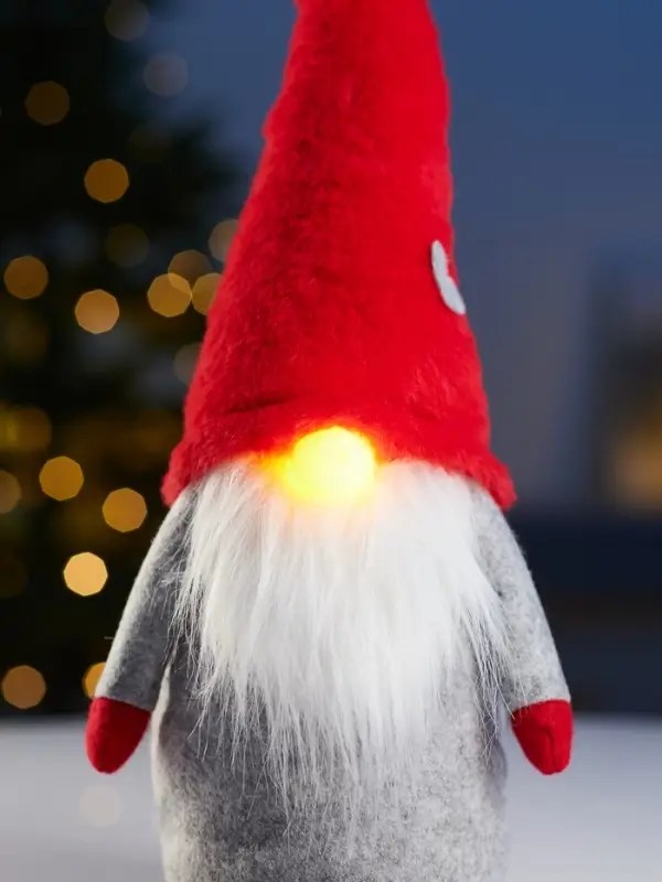 Фигура текстиль &laquo;Гномик в красной шапке&raquo; 60 см, 1 LED, LR1130х3 (в компл.), Т/БЕЛЫЙ